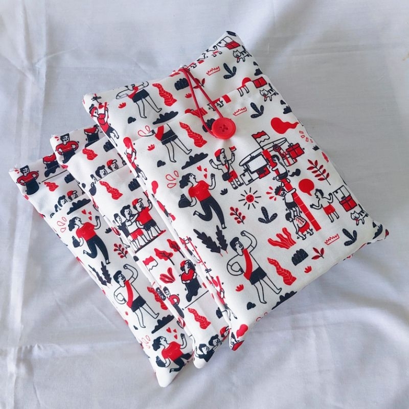 

Book Sleeve Medium | Kantong Buku Kain | Pouch Novel - Motif Indonesia 17 Agustusan