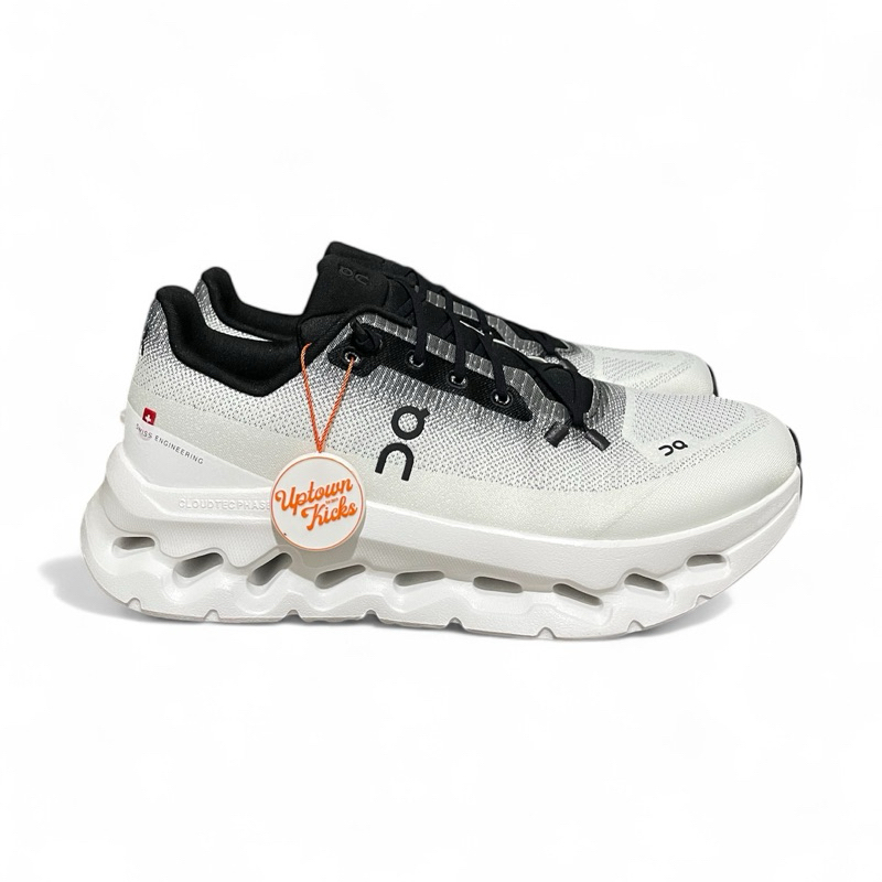 Sepatu Lari Pria On Running Cloudtilt Black Ivory 3ME10101430 (100% original)