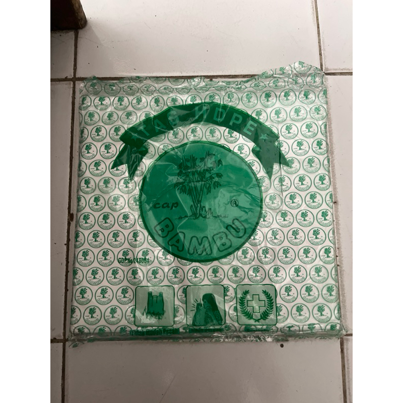 Kresek bambu putih 28