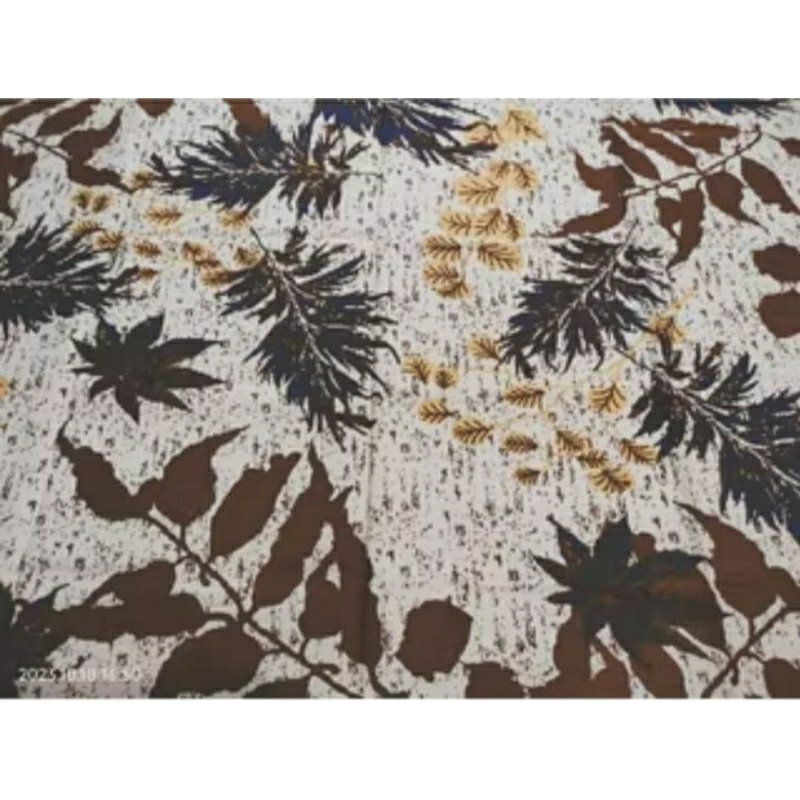 TERLARIS KAIN BATIK LAWEYAN SOLO DAUN AKAR GEDE ECOPRINT CREAM COKLAT