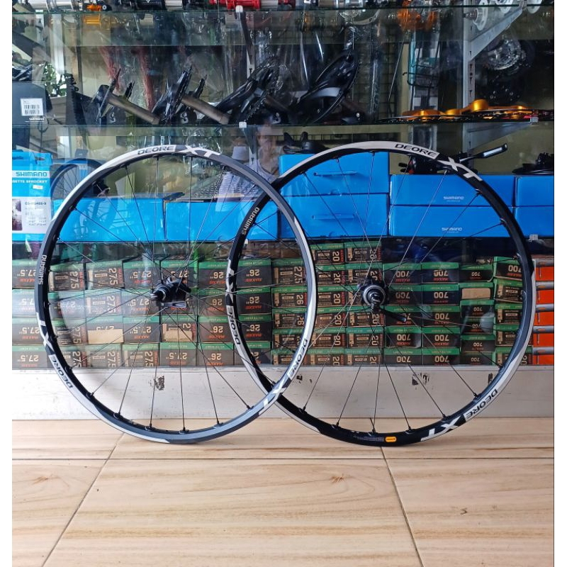 Wheelset Shimano Deore XT 24 Hole Alloy Hub Freehub Center Lock Second Mulus Seperti Baru Original