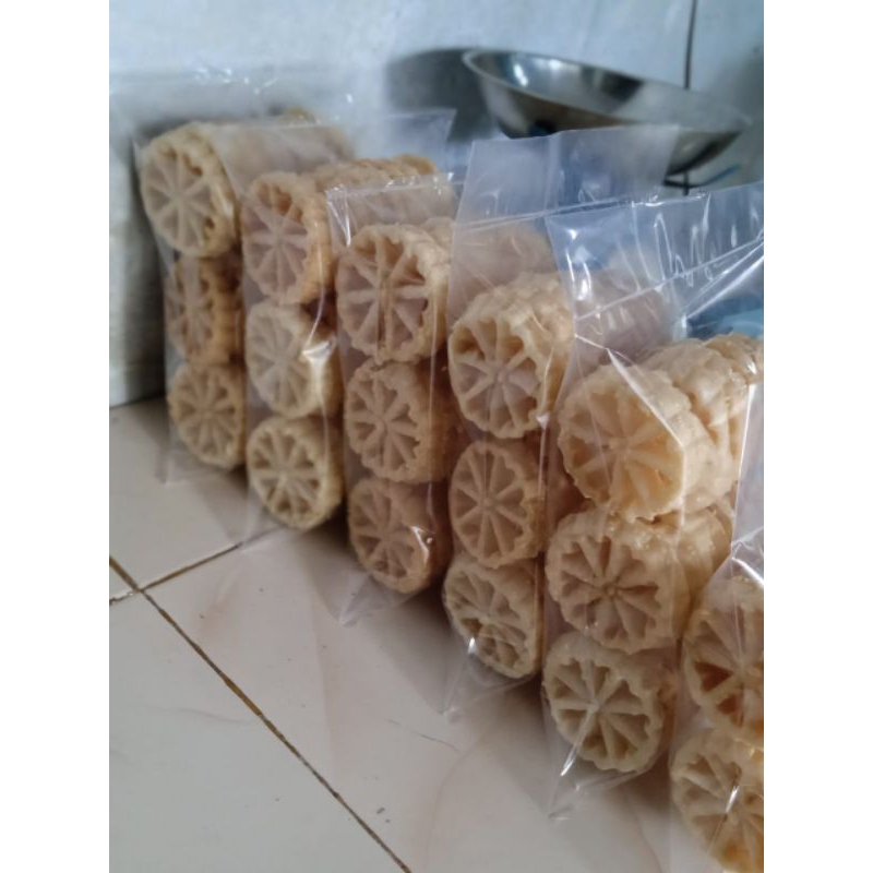 

kembang goyang