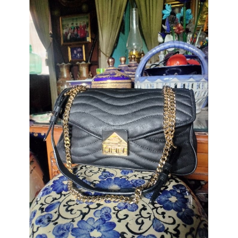 tas dissona second like new