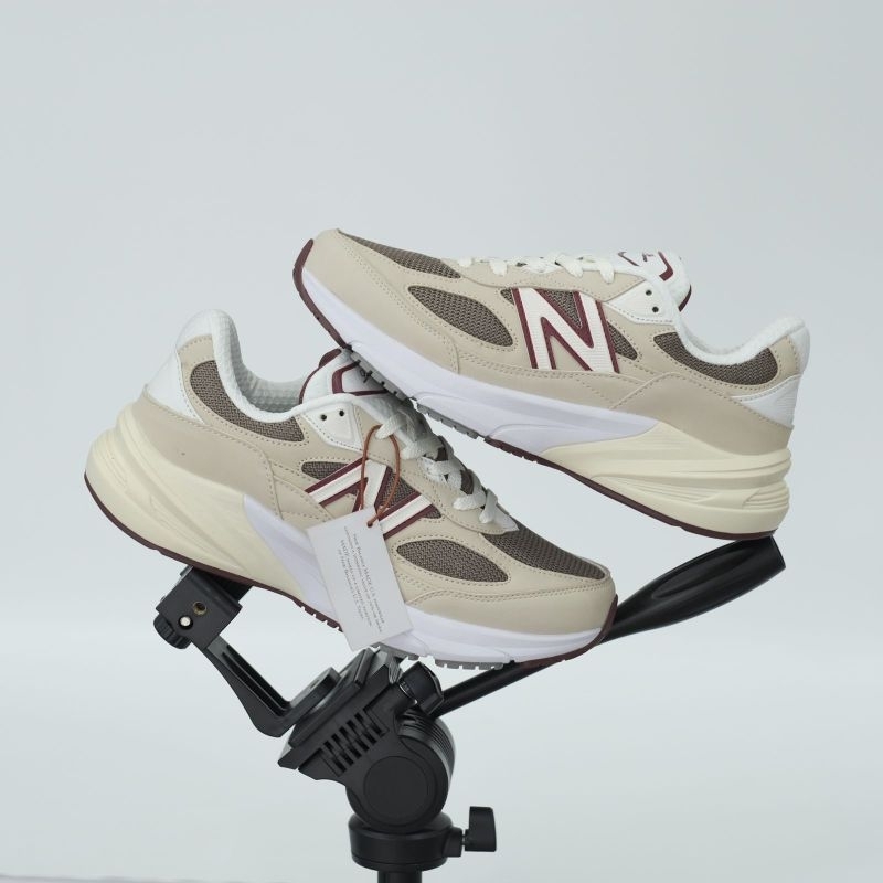 Sepatu Women New Balance 990 Loro Piana