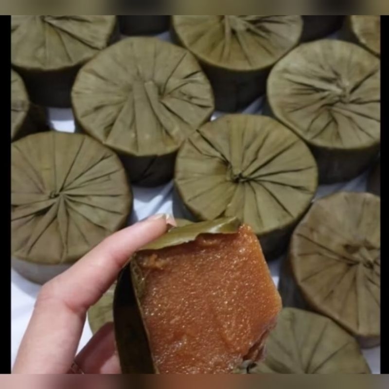

KUE KERANJANG / dodol kue cina merk Gouw Hauw San 1kg isi 2pcs @500gram Kue Keranjang Kue Imlek
