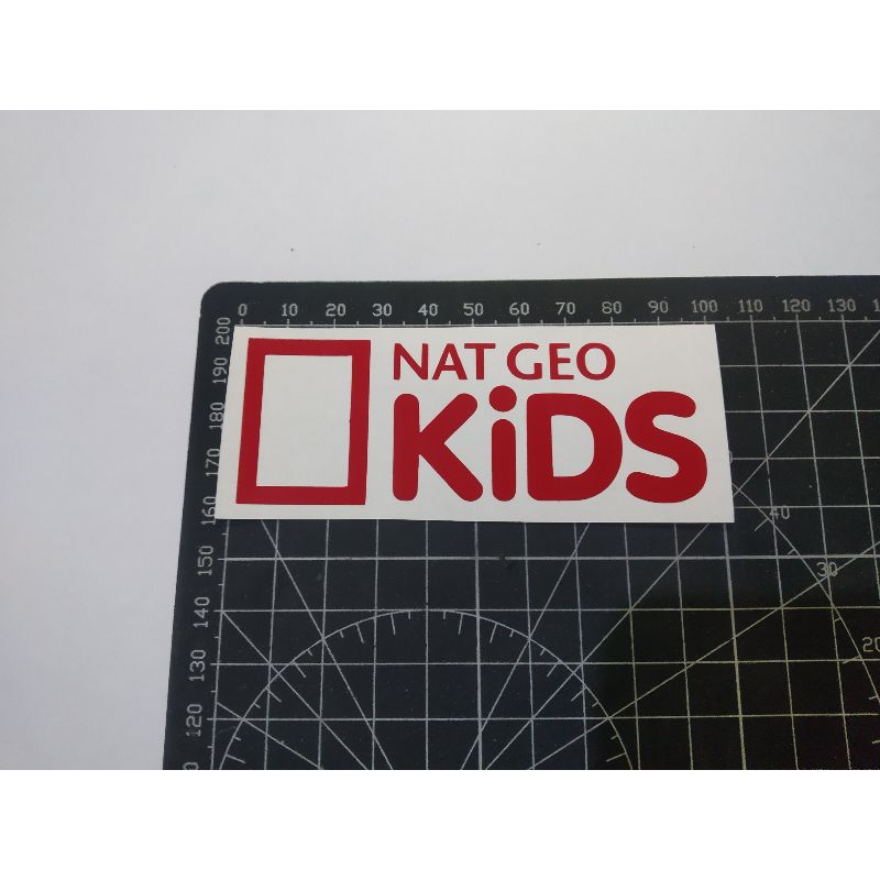 

stiker cutting national geographic kids