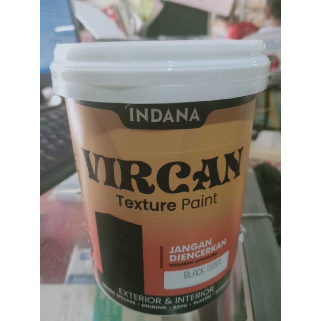 cat Vircan1 kg warna hitaam