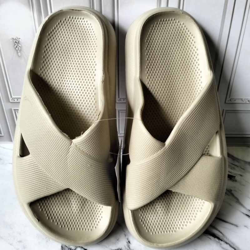 SANDAL JELLY WANITA/ SANDAL RUMAH JELLY/ SANDAL JELLY SIMPLE/ SANDAL WANITA CREAM