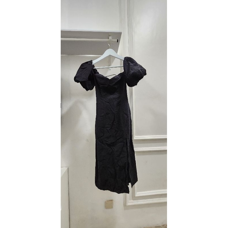 H&M dress hitam
