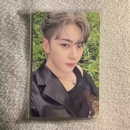 [OFFICIAL] READY PHOTOCARD MATTHEW ZEROBASEONE ZB1 MELTING POINT LOYALTY B