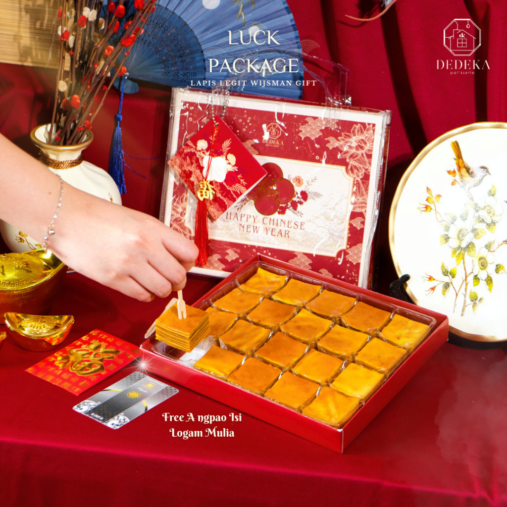 

Lapis Legit Hampers Imlek Gift Premium Full Kuning Telur/Chinese New Year Hampers/Luck Package