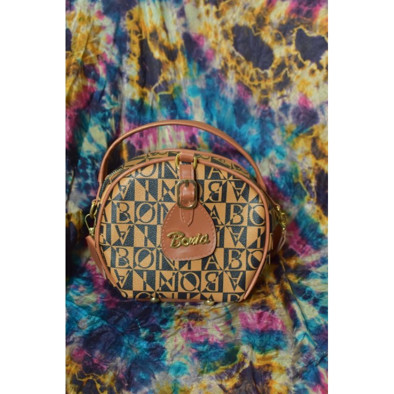 TAS WANITA MEREK (BONIA) BARU & MULUS