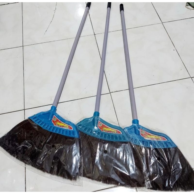 Sapu ijuk 2 udang murah/ Sapu lantai injuk 2 udang gagang kayu