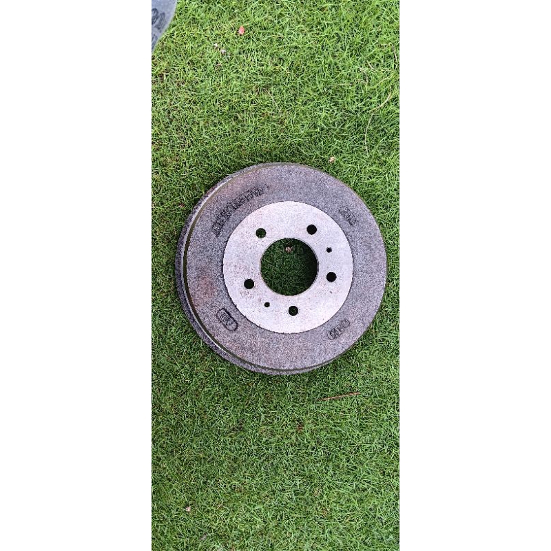 Tromol Rem Belakang Mitsubishi Kuda Bensin 1.600 cc Carbu