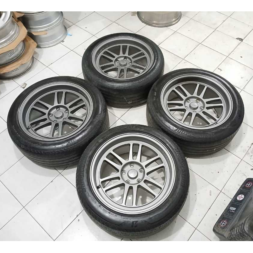 Jual Velg Mobil HSR R17 Lobang 5 + Ban 215 55 R17 Second Like New