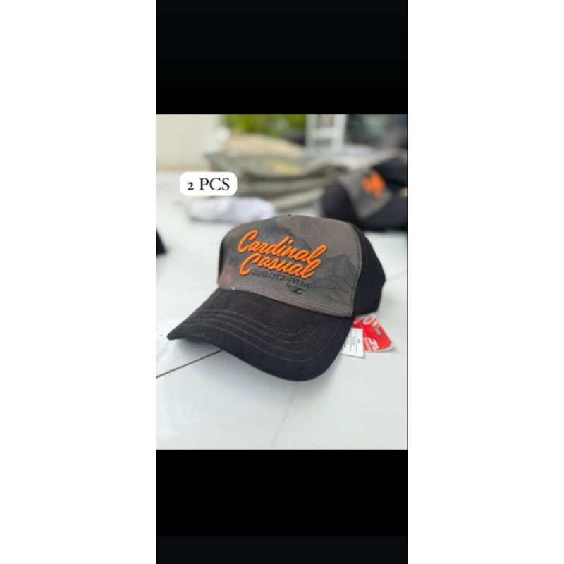 topi cardinal original