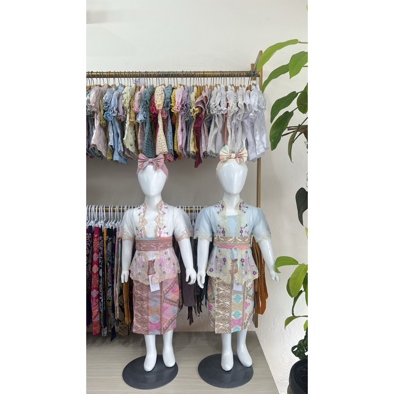 Kebaya Bordir Jyotika (Kebaya Sutra Buttersilk)| EVSTORE BALI