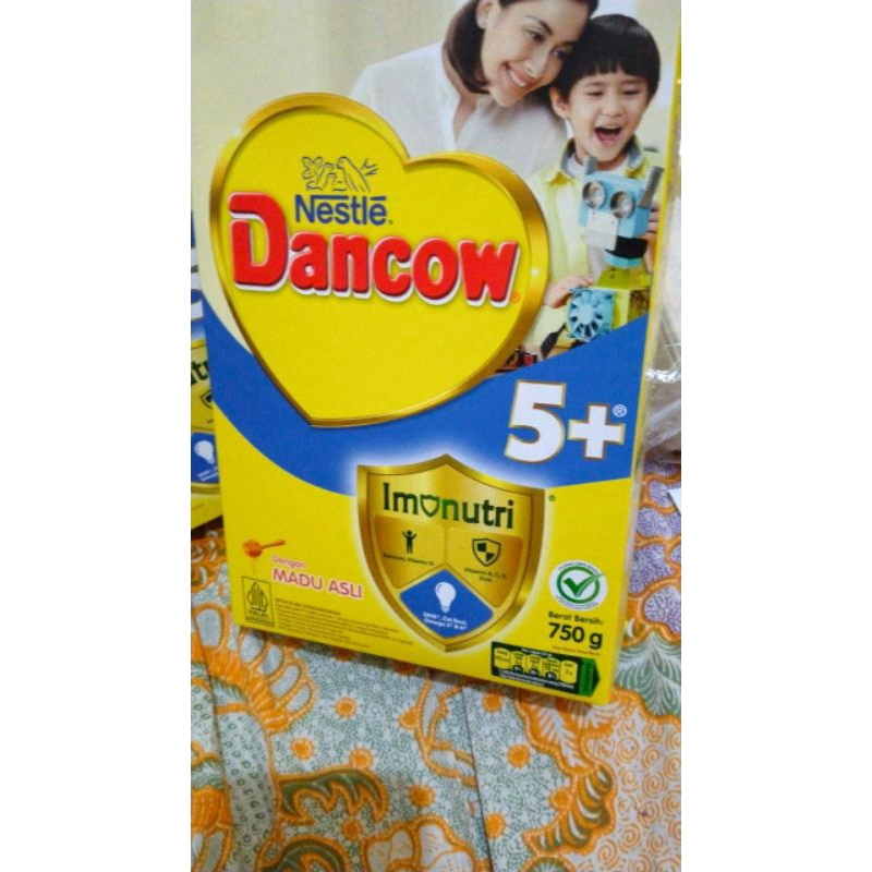 

Dancow 5+ Madu 750grm