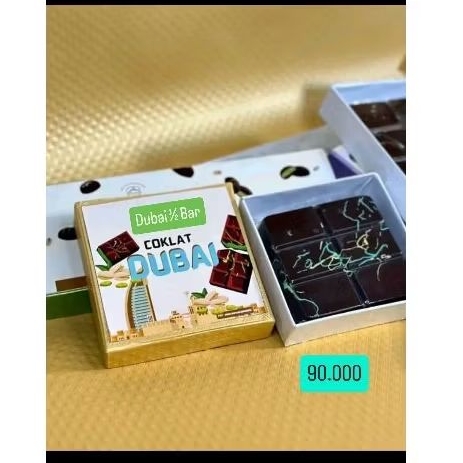 

Coklat Dubai ½ Bar Cokelat 130gr Asli Pistachio Kunafa Premium