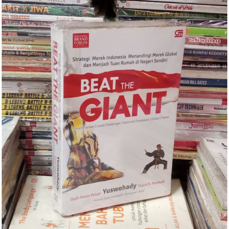 BISA COD | Buku Beat The Giant - Strategi Merek Indonesia Menandingi Merek Global dan Menjadi Tuan R