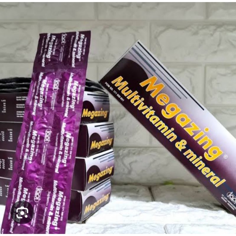 MEGAZING MULTIVITAMIN STRIP@10TAB