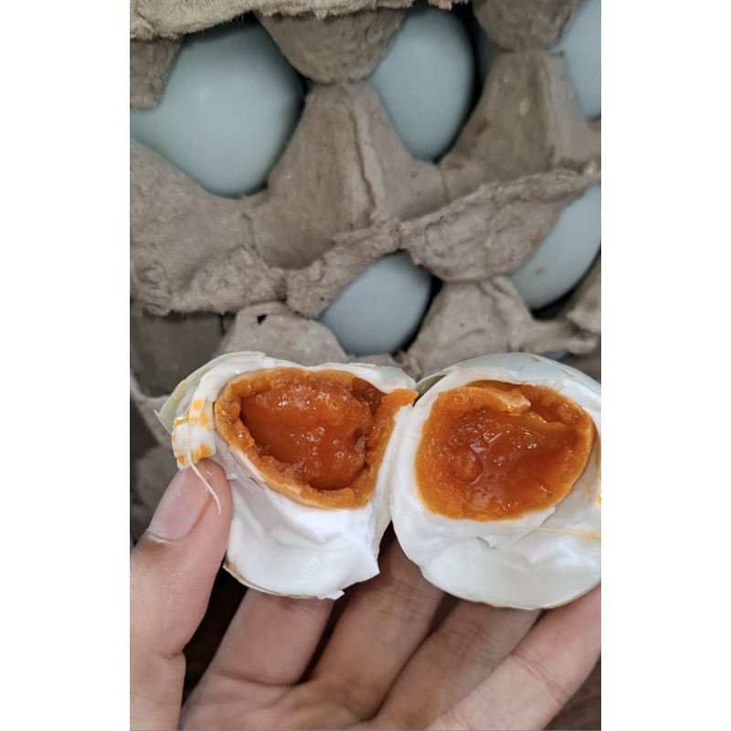 

Telur asin berminyak/ telur asin masir