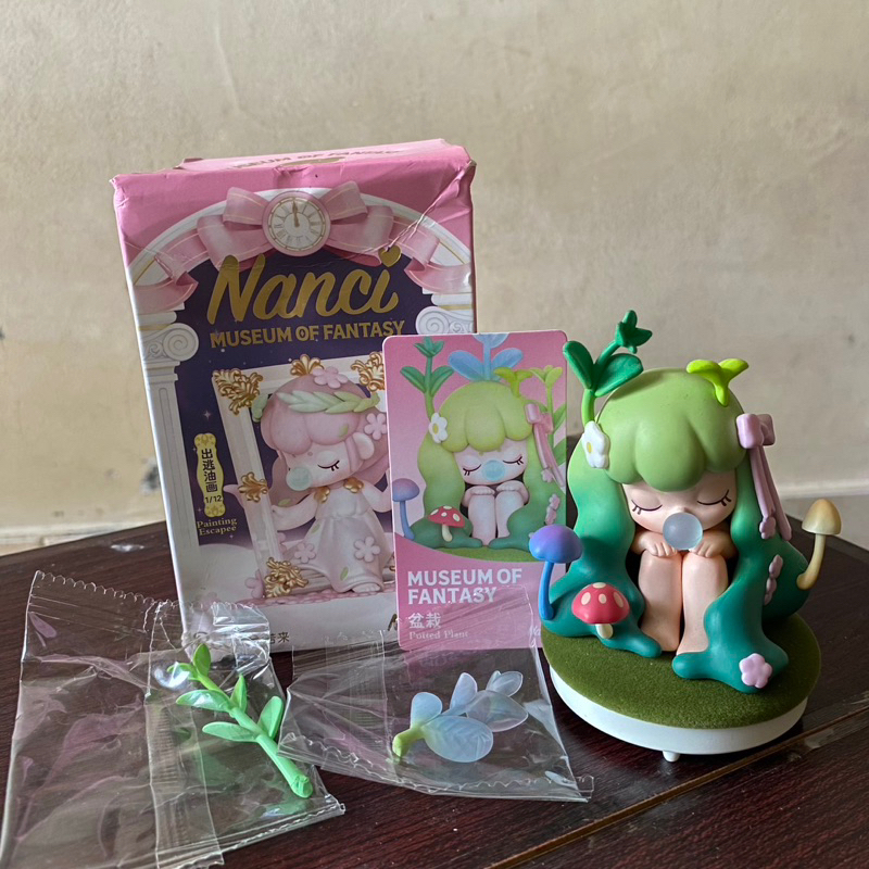 figur hacipupu laura nanci popmart toycity