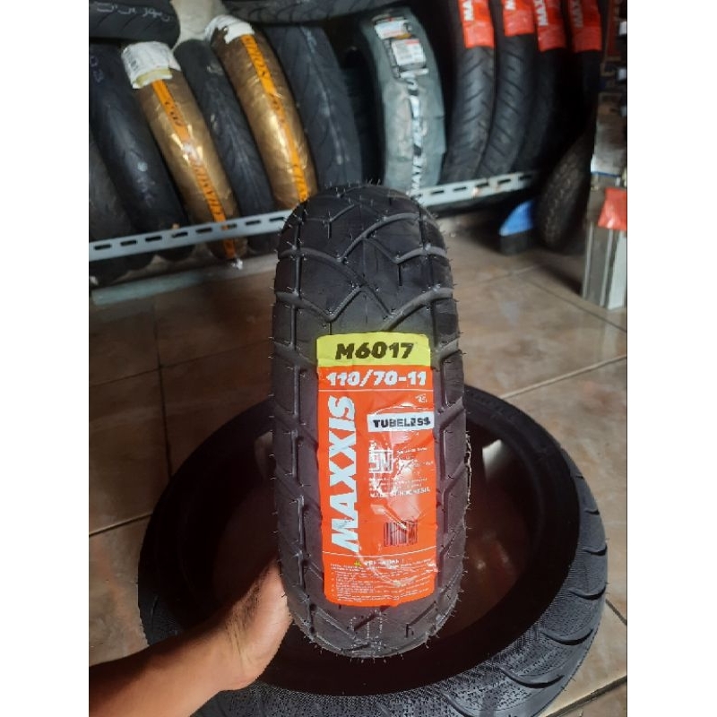ban vespa matic LX125 maxxis M6017 ring 10 dan 11 TUBLESS