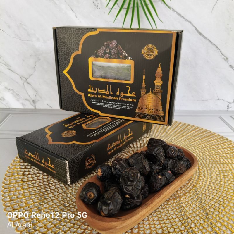 

RB Kurma Ajwa Al Madinah Kemasan Kardus.
