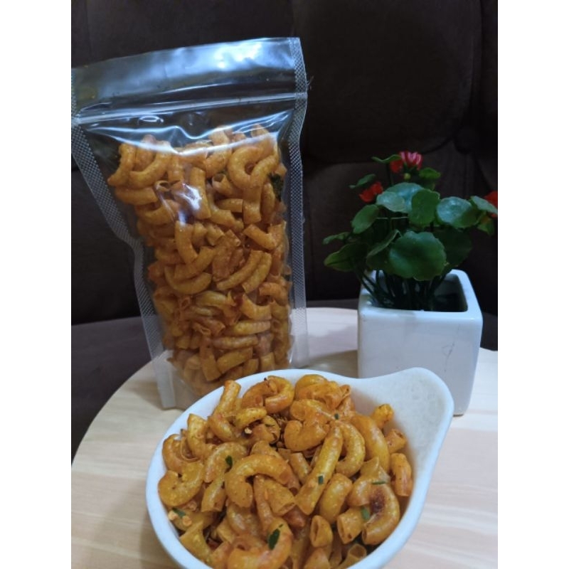

Macaroni Goreng Enak, Renyah, Gurih, pedas, 150gr
