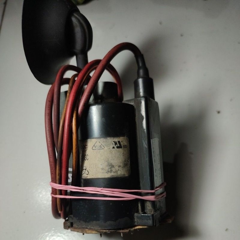 FBT FLYBACK TV SHARP BSC25-0232A RTNFA104 FA104