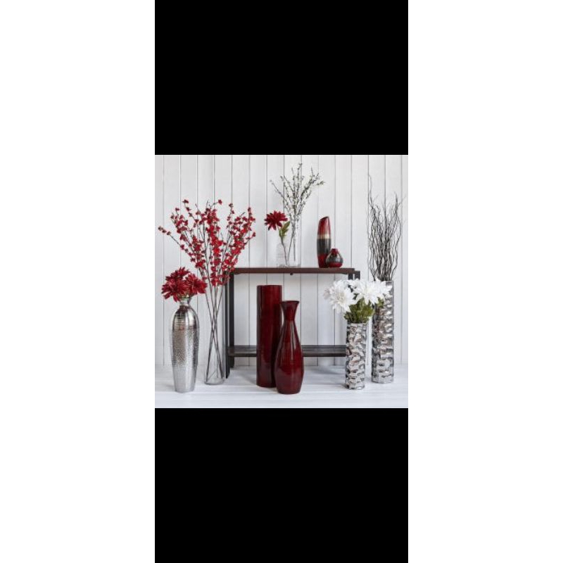 Set Bunga dan Gelas Keramik dengan Hiasan Merah