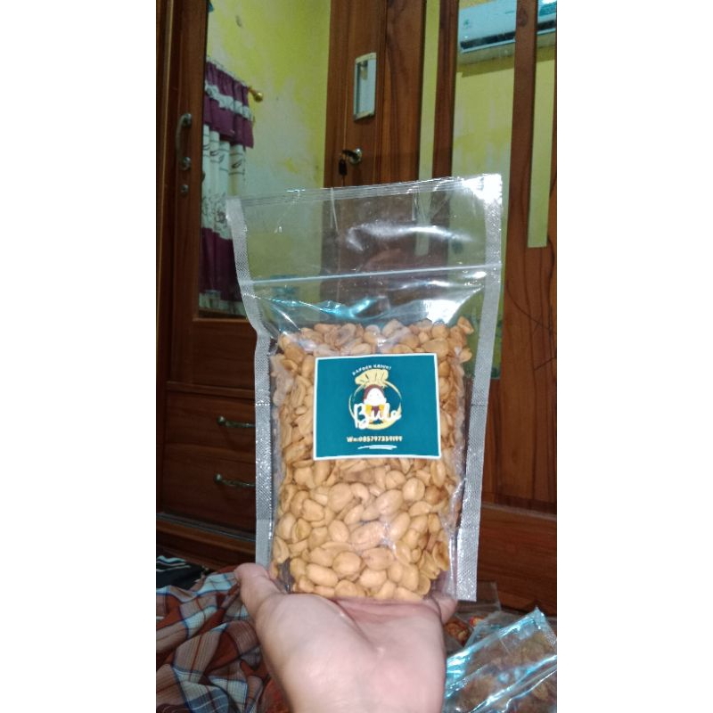 

Kacang bawang goreng