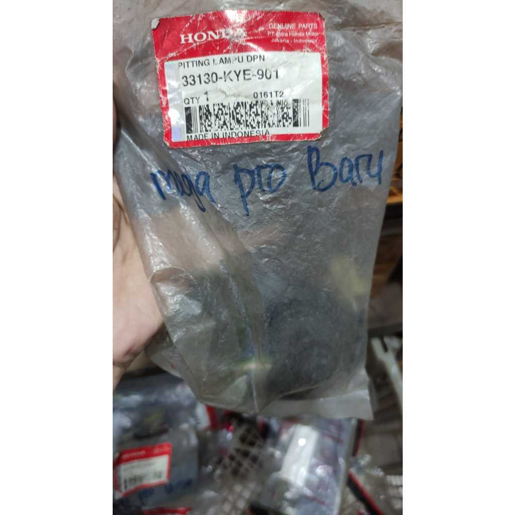 Soket Lampu Depan Honda Mega Pro 2010 / 33130-KYE-901 ORIGINAL AHM
