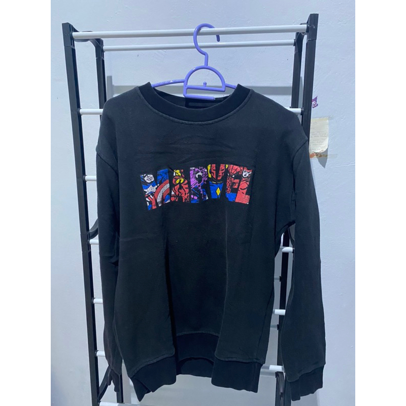 [PRELOVED] Sweater H*M Marvel Edition ukuran M/L
