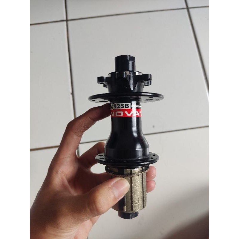 Freehub Novatec disc TA 24h