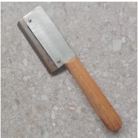 Pisau Pengupas ketela / kulit ari kelapa / peeler buah