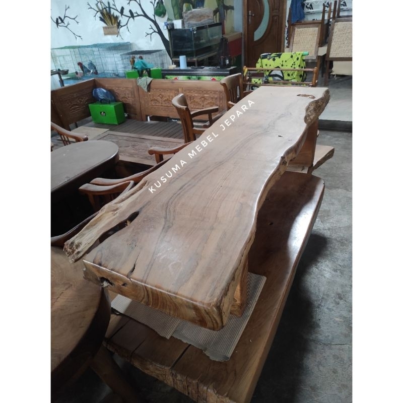 Kursi Bangku Kayu Jati Tua (Panjang 200cm Lebar 50cm Tinggi 45cm)