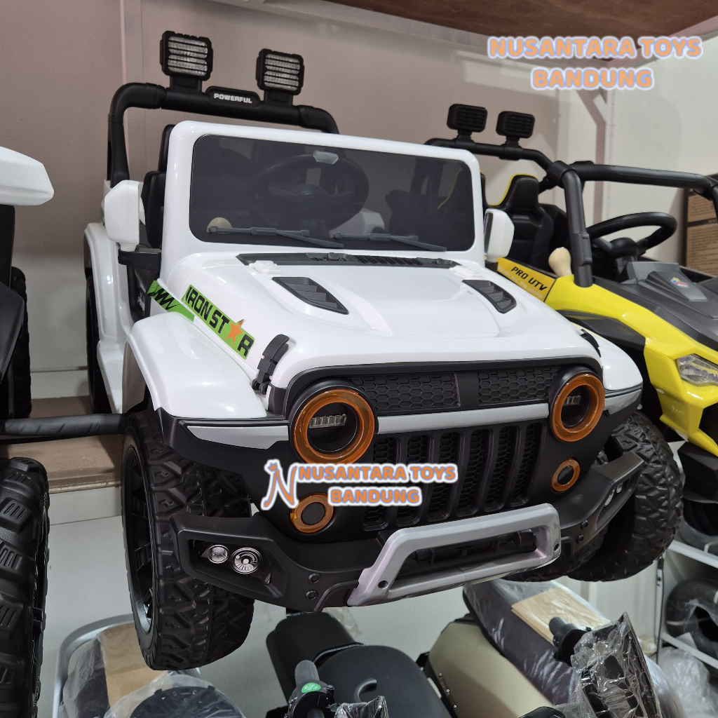 Mobil Aki Jeep Rubicon Ban Karet Eva Jeep Iron Star Original PMB m8299B Ban Eva SNI 12V Bisa Remote