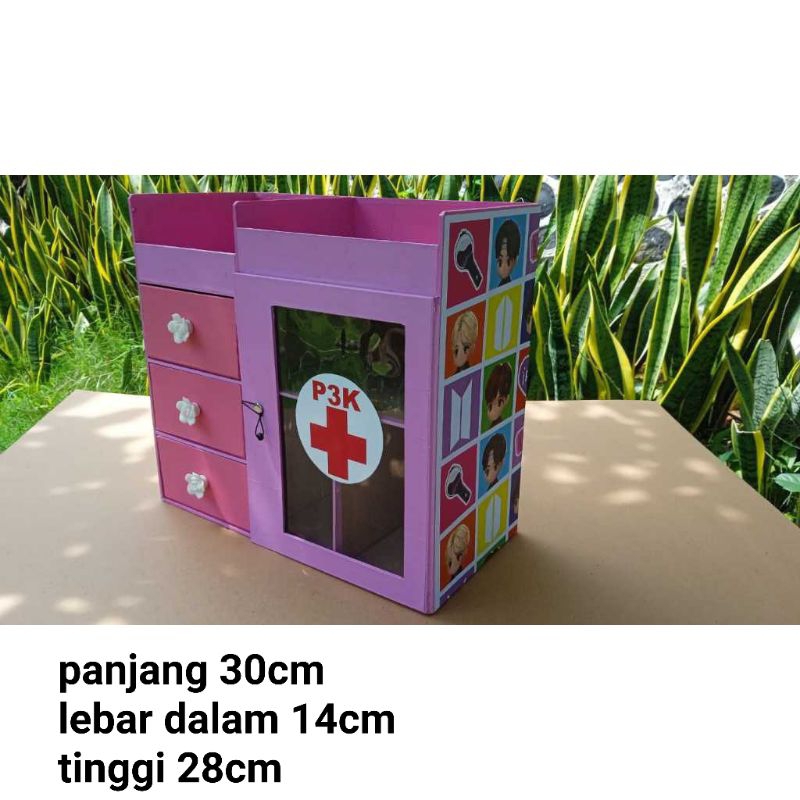 Kotak dan Laci lemari P3K bahan karton tebal