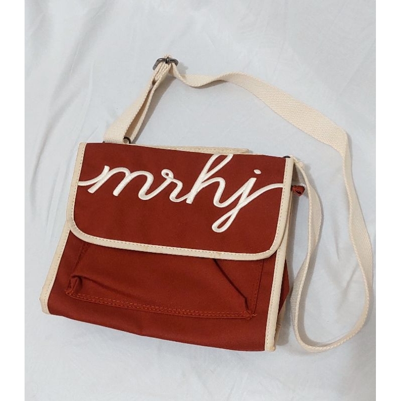 ANEKA TAS Serba 10Ribu