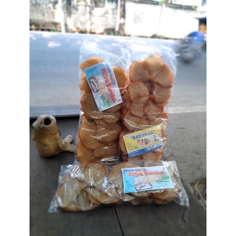 

Beli 1 Dapat 2 Kerupuk Kipas Khas Madura Asli Kerupuk Ikan -BEST SELLER