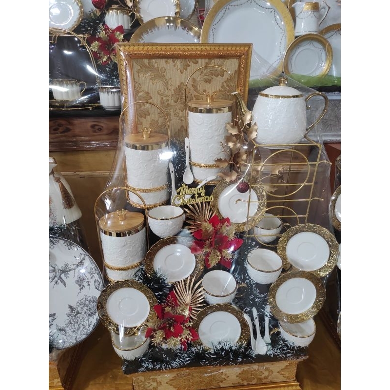

Parsel Teaset Premium Terbaru 2025 / Hadiah Lebaran - Hadiah Natal