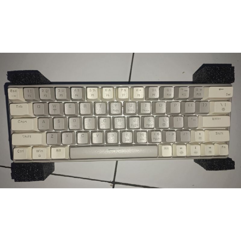 Keyboard Zifriend T62 (putih abu)