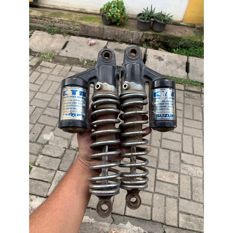 SHOCK KYB GSX400 UK 31.5