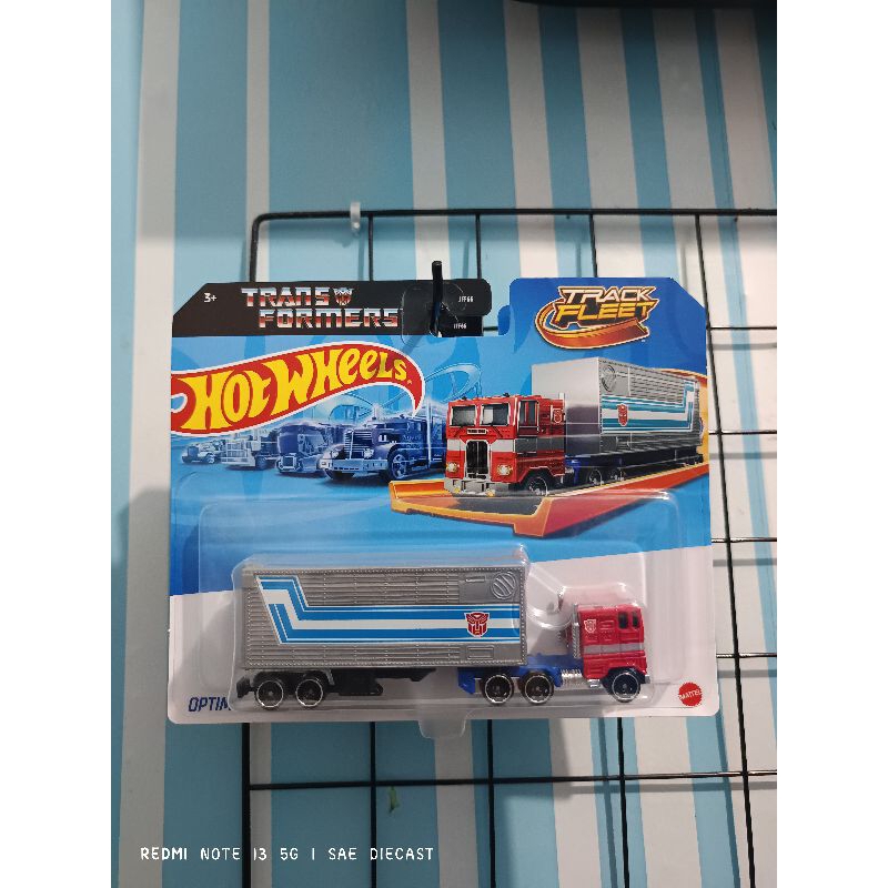 Hot Wheels Transformers Optimus Prime