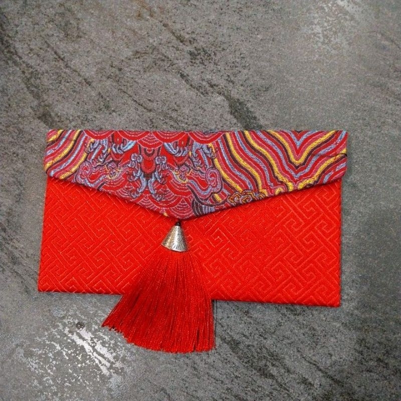 

Angpao Imlek Papa Mama Bordir Edisi Terbatas