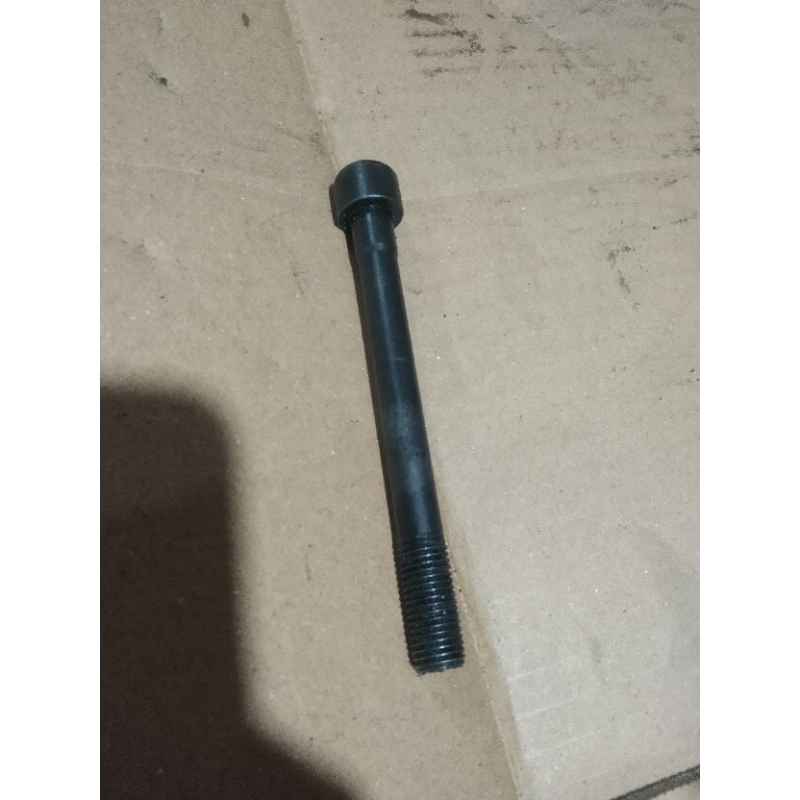 BAUT CYLINDER HEAD DEKSEL MITSUBISHI L300 BENSIN