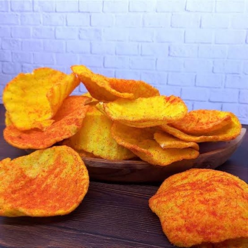 

100 gram keripik Poco balado Klaten/ keripik Poco Klaten/keripik Poco kentang/keripik kentang balado