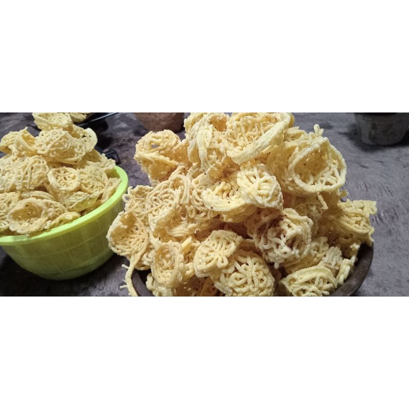 

krupuk Mie (Goreng Minyak)